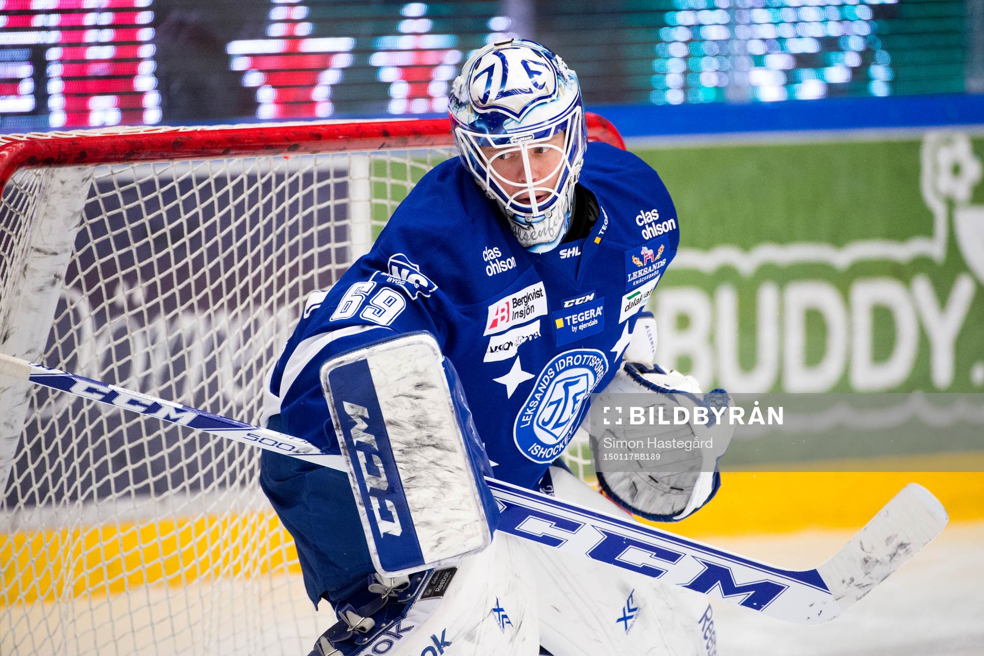 Leksands målvakt Oscar Alsenfelt före ishockeymatchen i