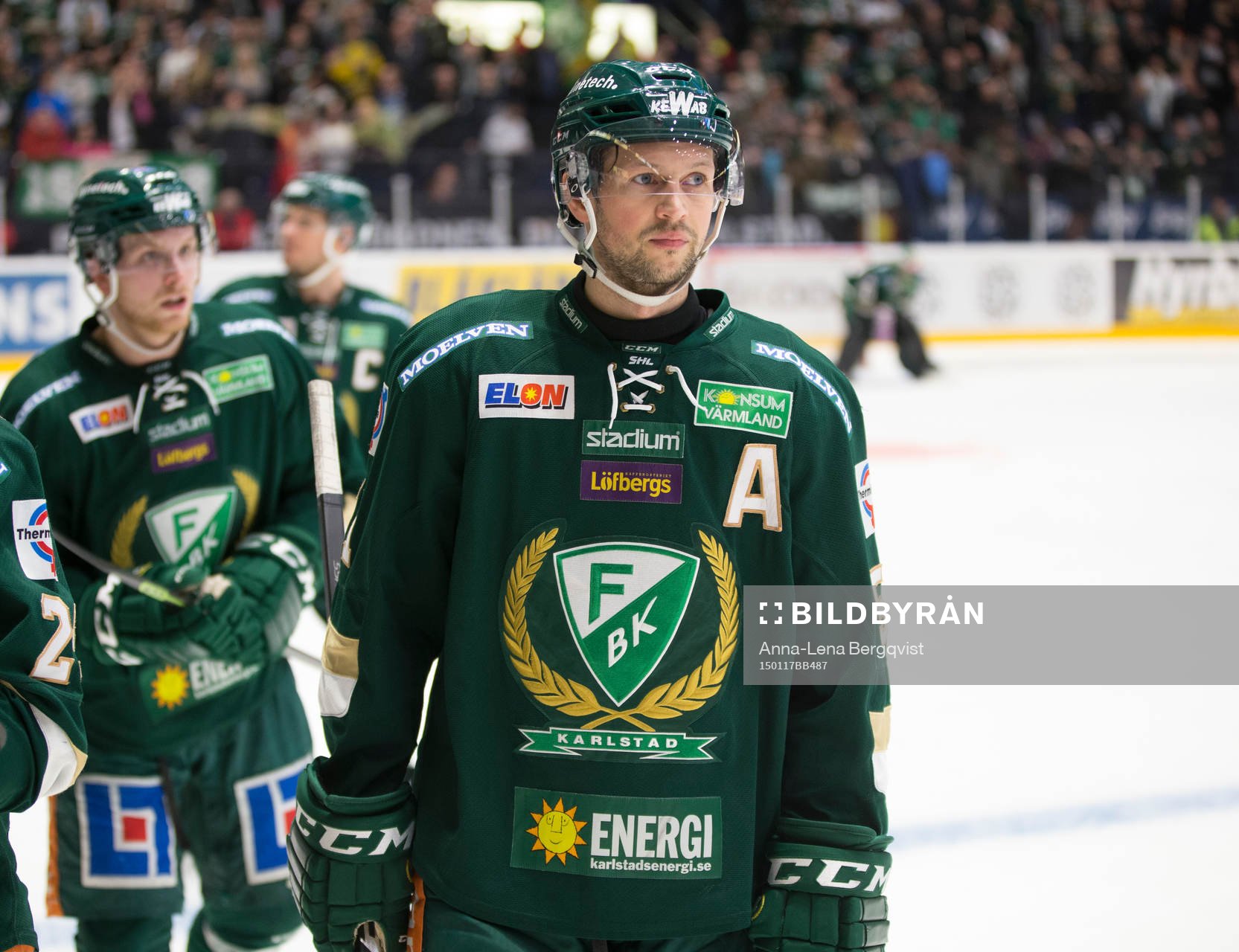 Färjestads Rickard Wallin ser deppig ut