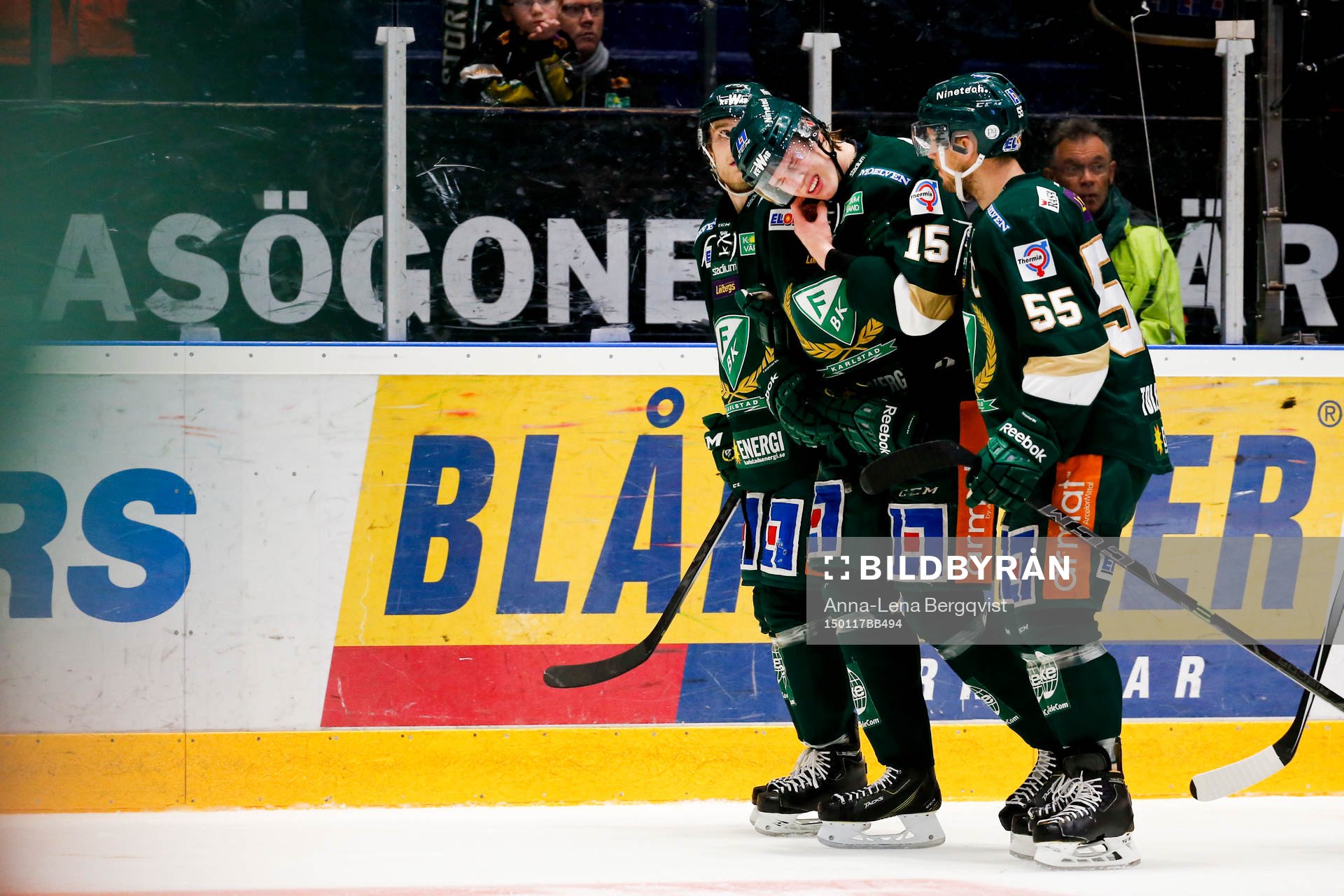 Färjestads Victor Ejdsell utgår skadad