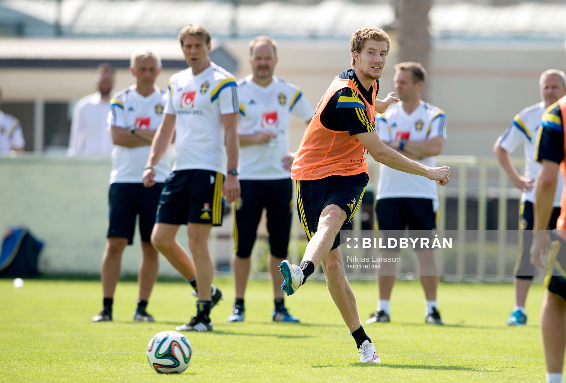 Sveriges Simon Gustafson under en träning den 17 januari 2015 i Abu Dhabi.
