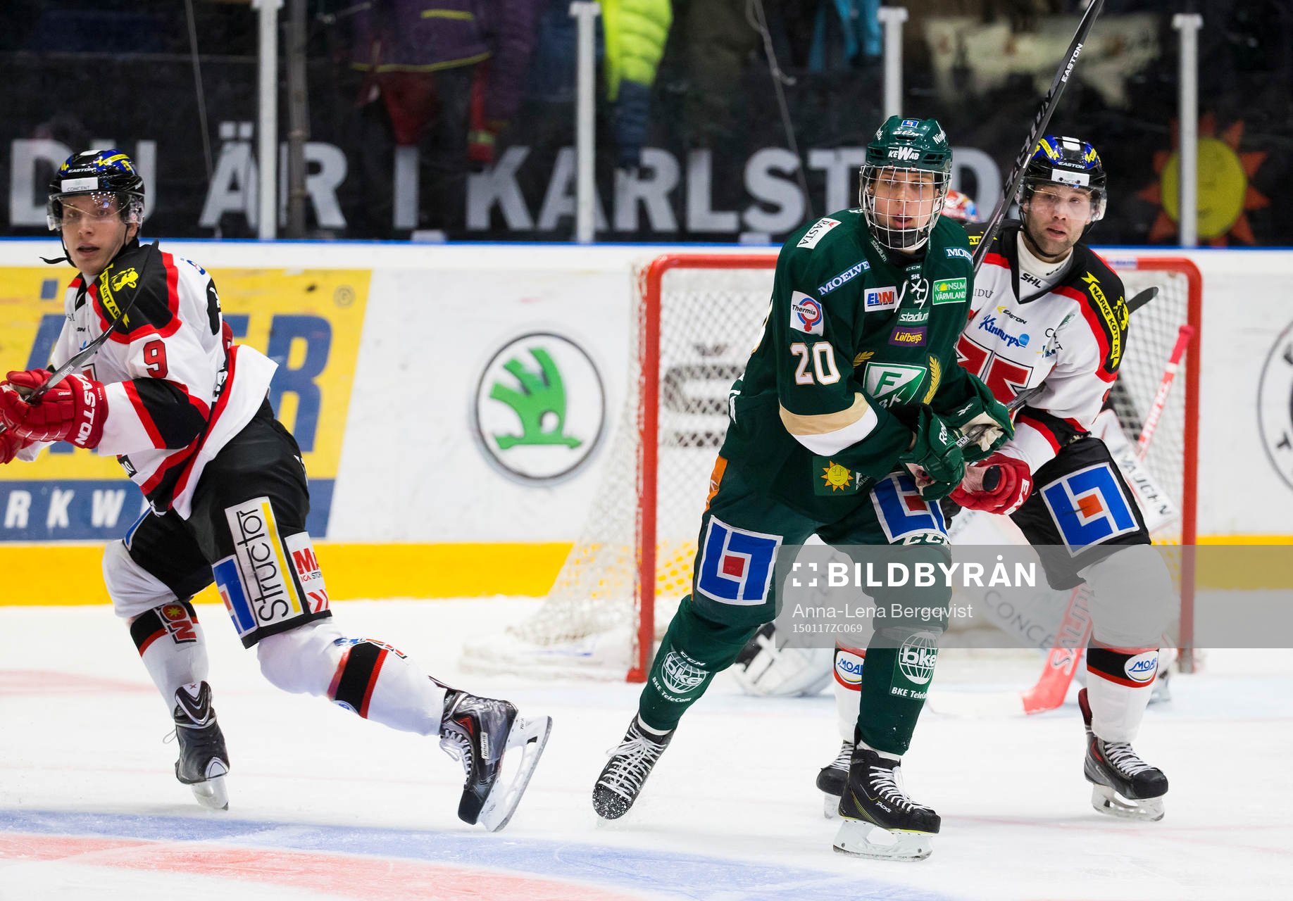Färjestads Joel Eriksson Ek samt Örebros Joonas Jalvanti