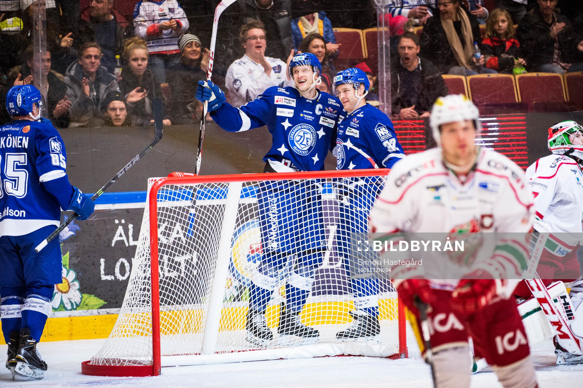 Leksands Johan Ryno och Jens Bergenström jublar