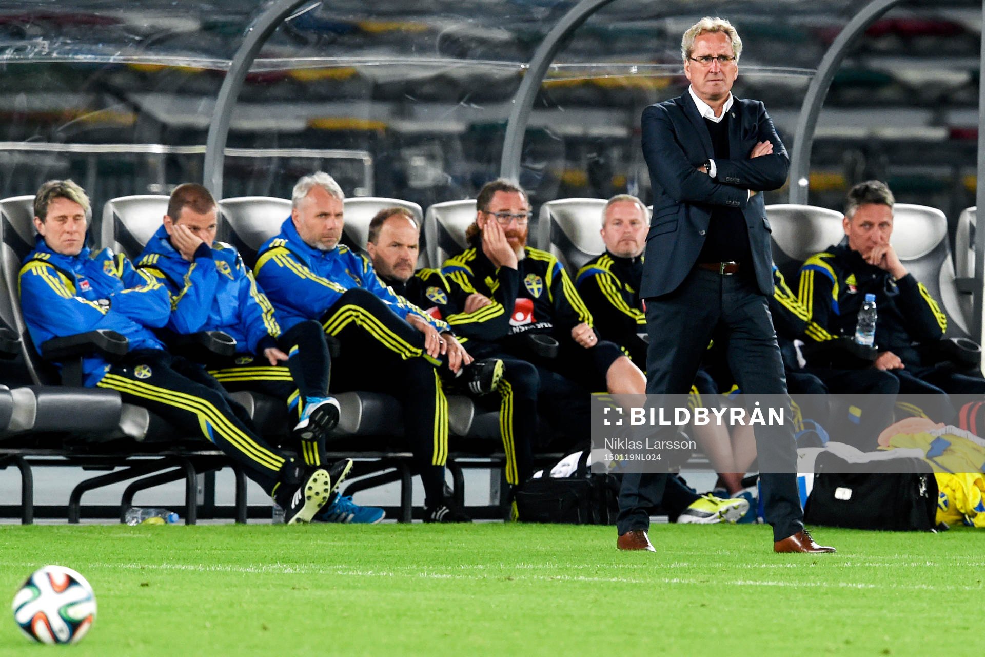 Sveriges förbundskapten Erik Hamrén under träningsmatchen mellan Sverige och Finland den 19 januari 2015 i Abu Dhabi.