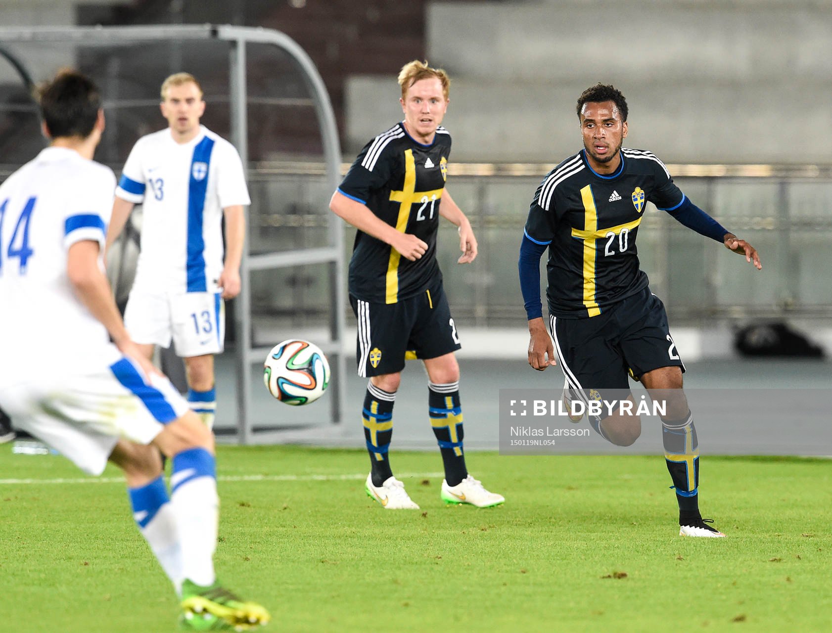 Sveriges Simon Lundevall och Isaac Kiese Thelin