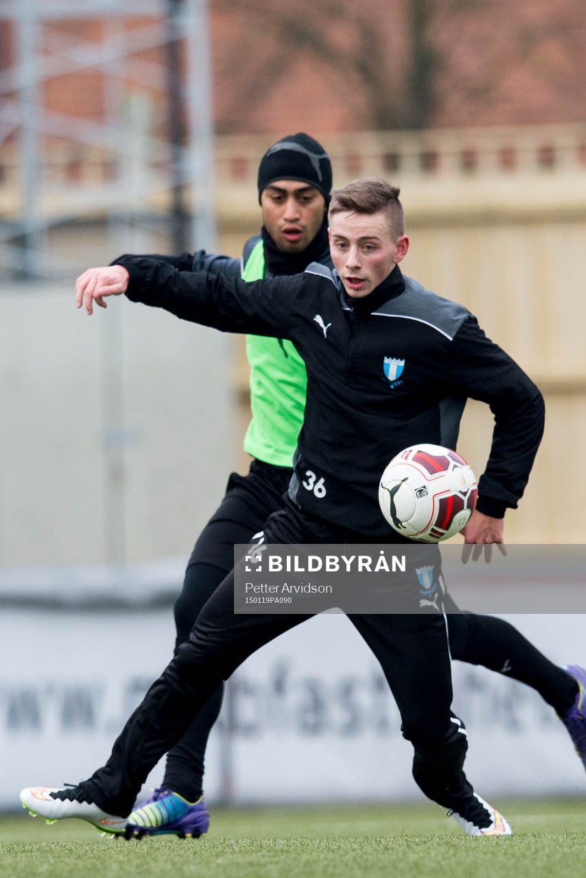 Malmö FFs Amin Nazari och Petar Petrovic