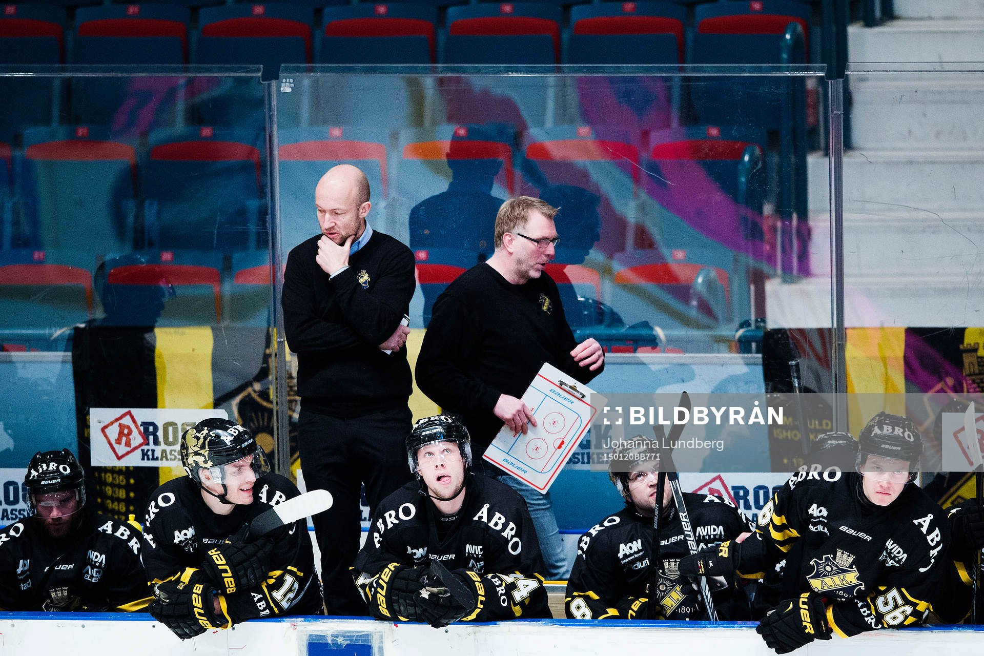 s tränare Peter Nordström och assisterande tränare
