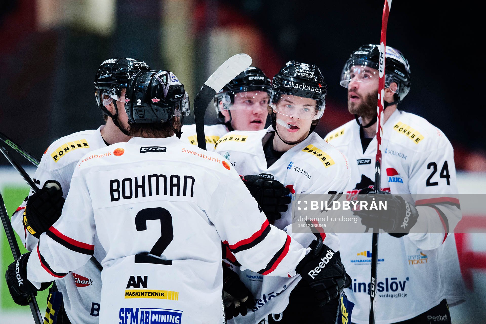 Asplövens spelare jublar