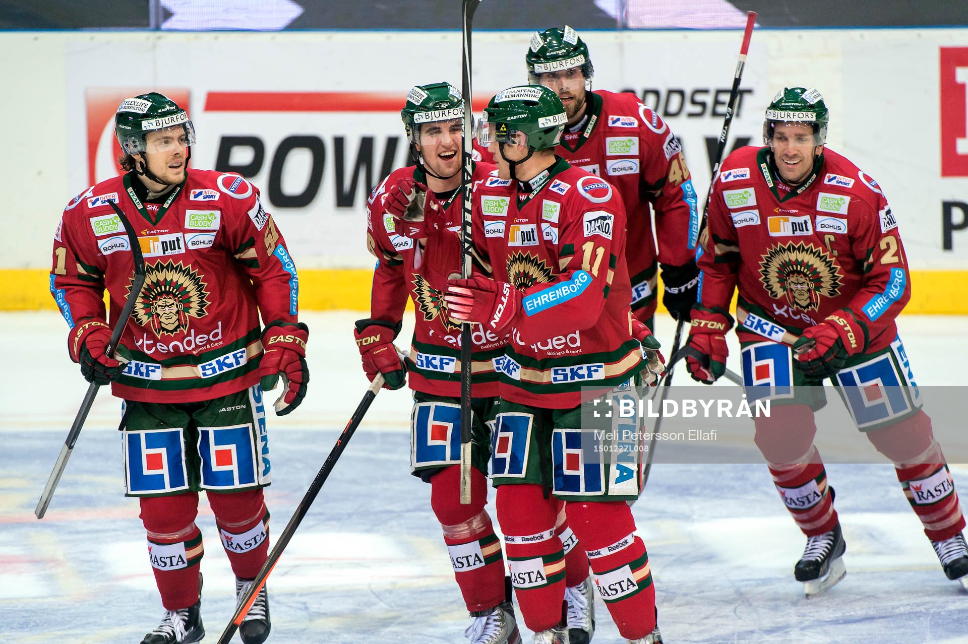 Frölundas spelare jublar