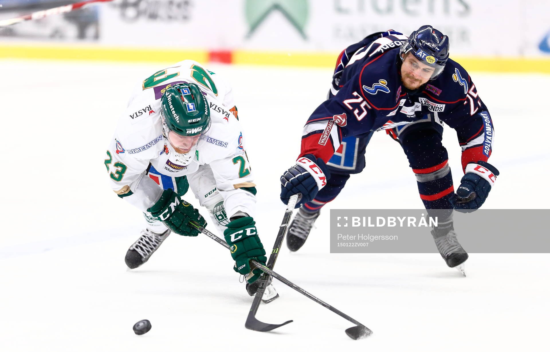 Färjestads Martin Röymark och Linköpings Johannes