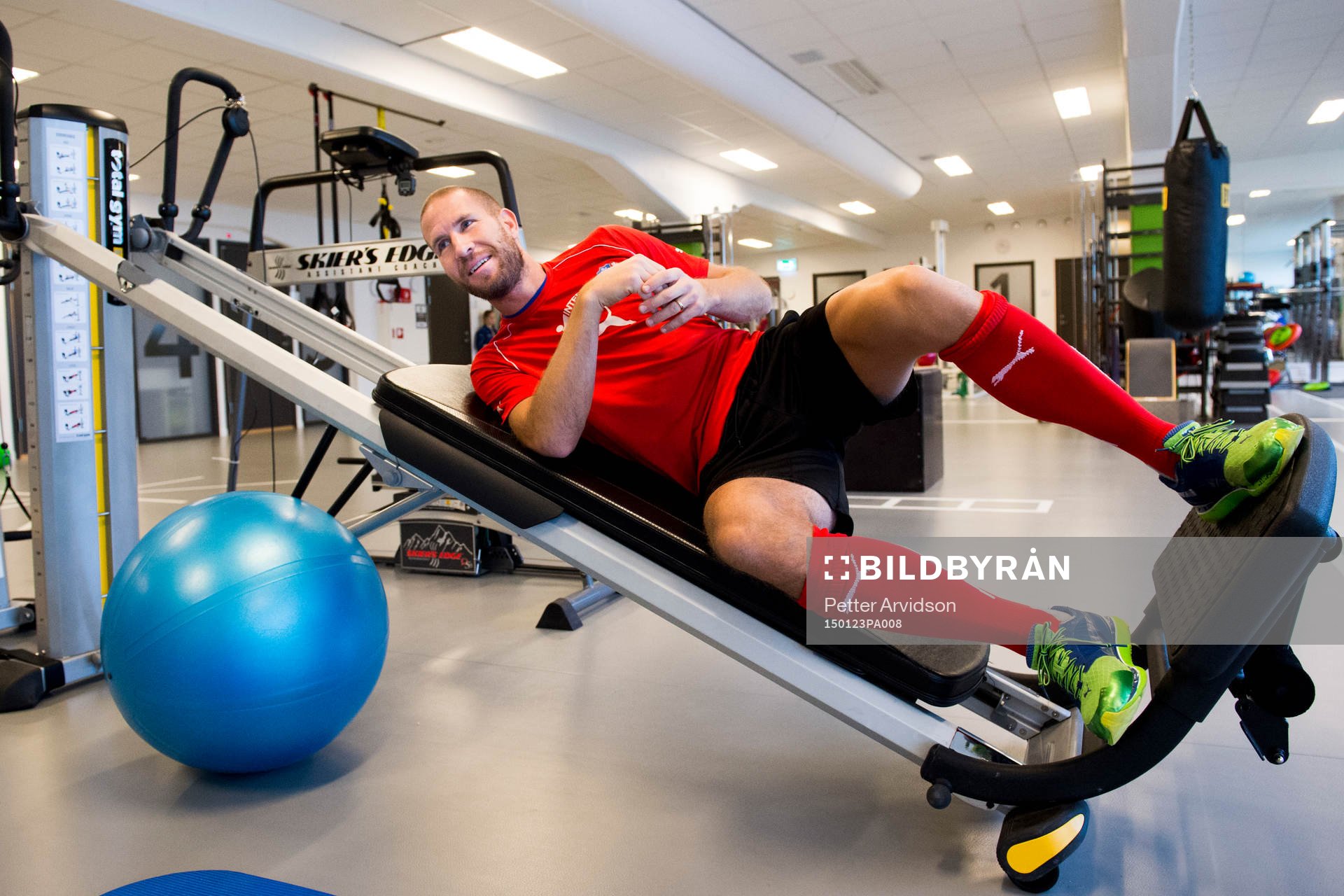 Helsingborgs Mattias Lindström är 34år och får träna