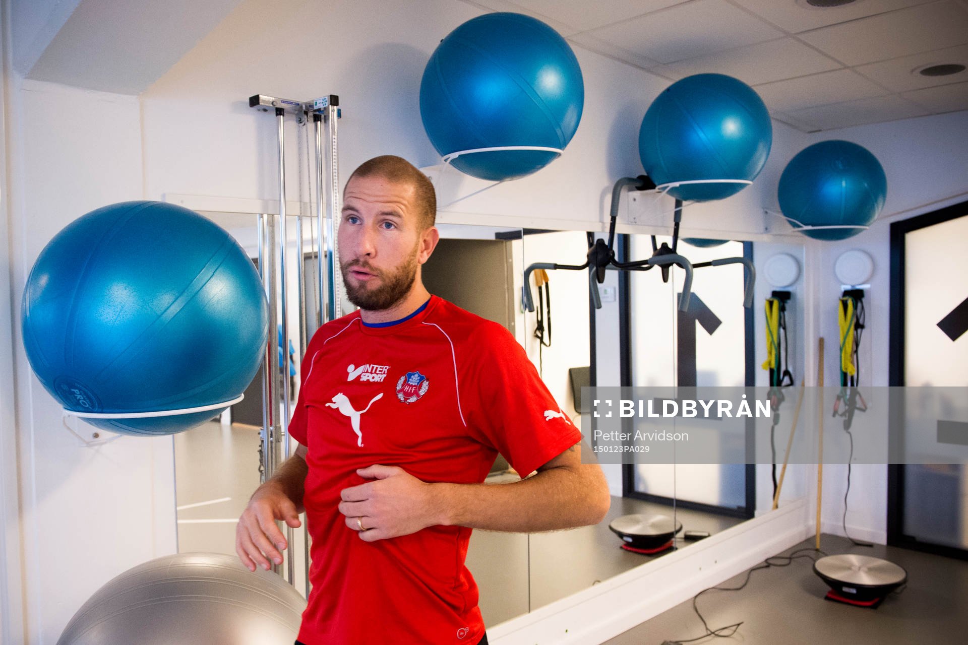 Helsingborgs Mattias Lindström är 34år och får träna