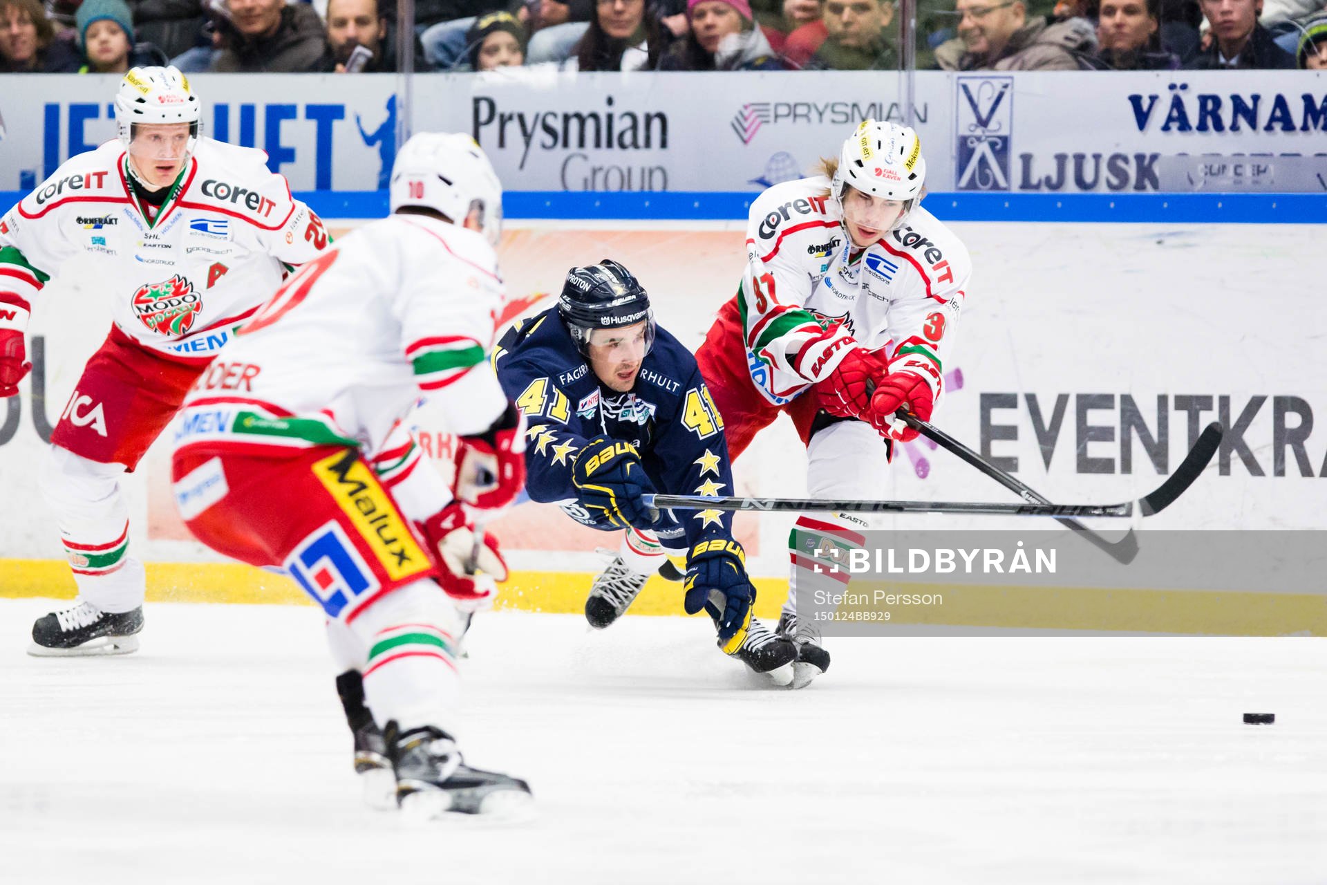 s Chris Campoli (i) mot Modos Samuel Påhlsson, Per-Åge