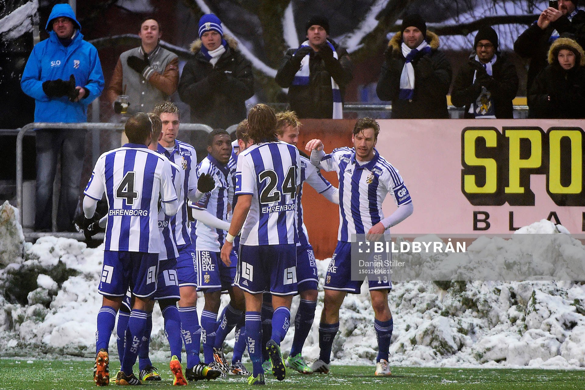 IFK Göteborgs spelare jublar