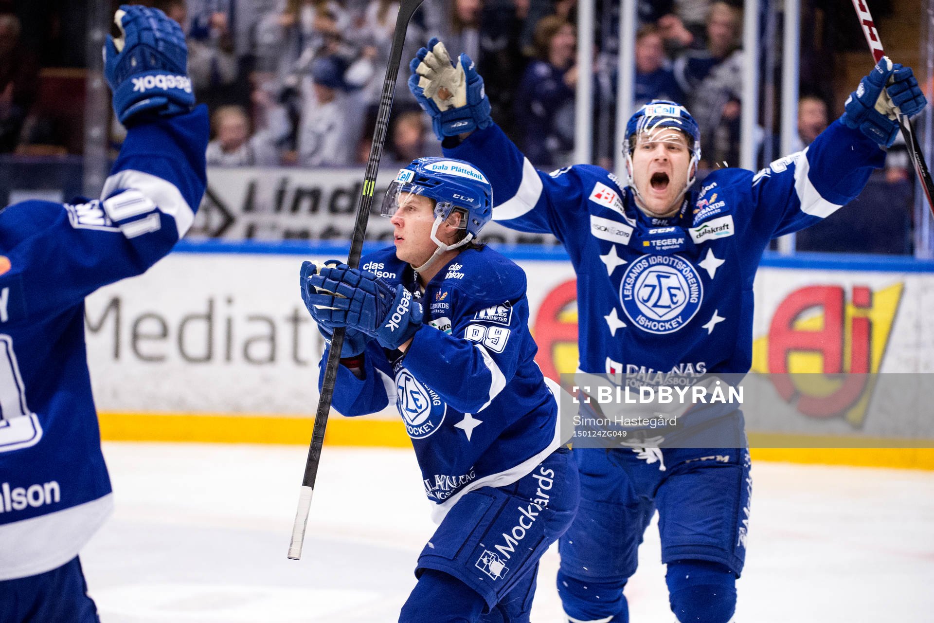 Leksands David Åslin och Jens Bergenström  jublar