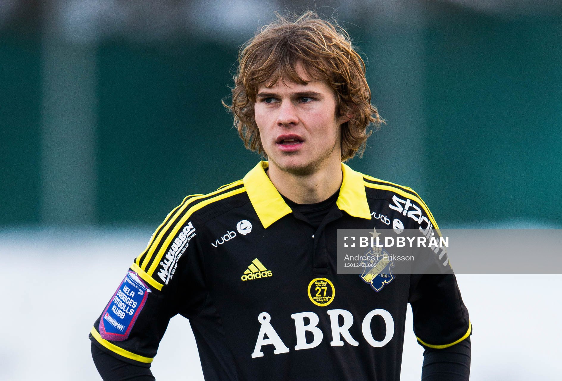 s Sam Lundholm