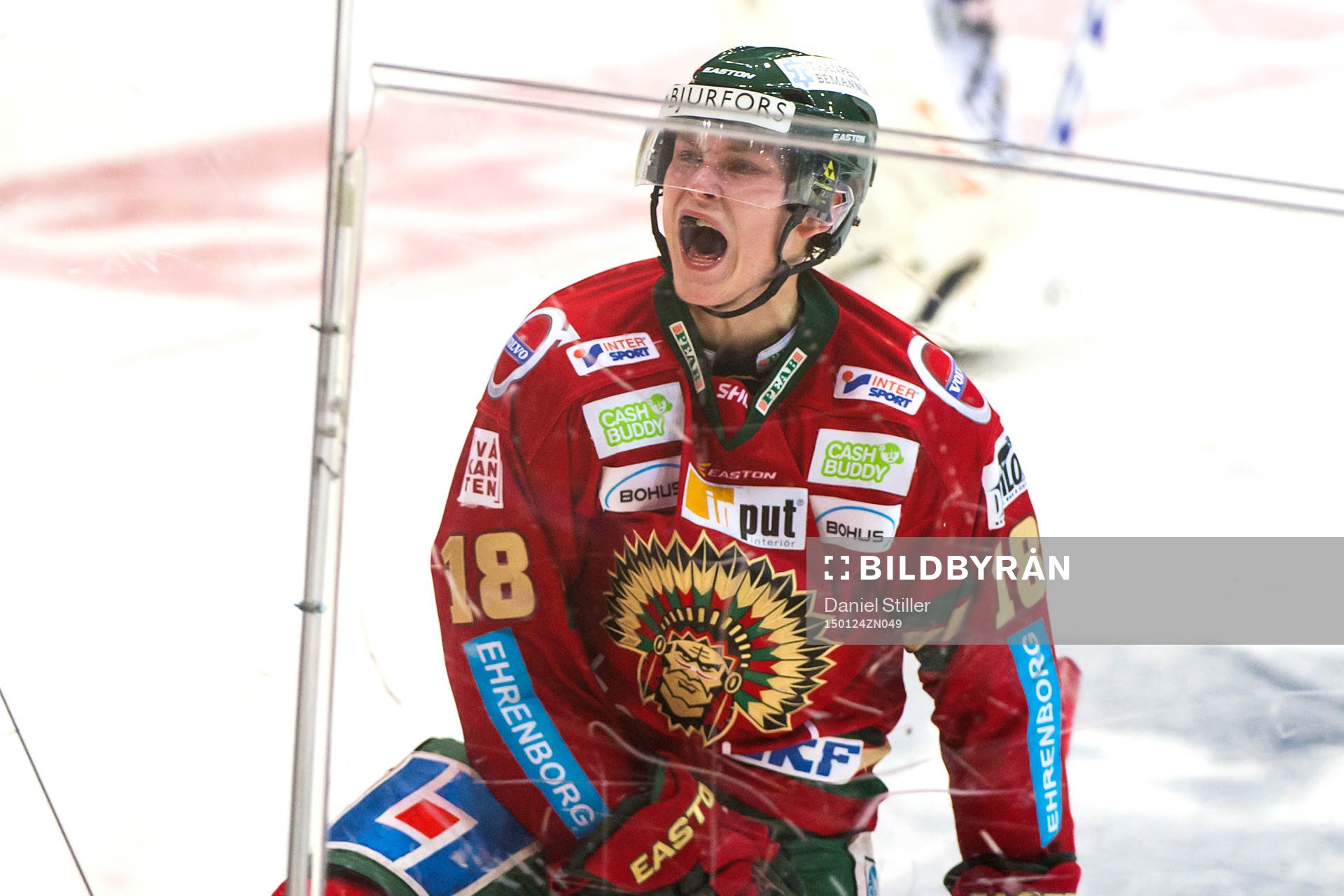 Frölundas Anton Blidh har gjort 1-0 och jublar