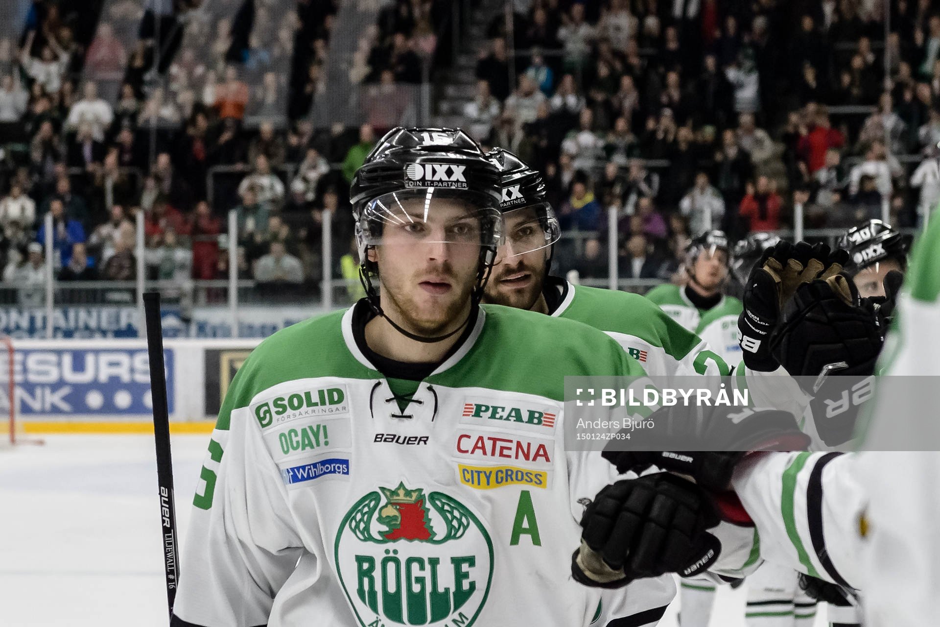 Rögles Christopher Liljewall firar med båset