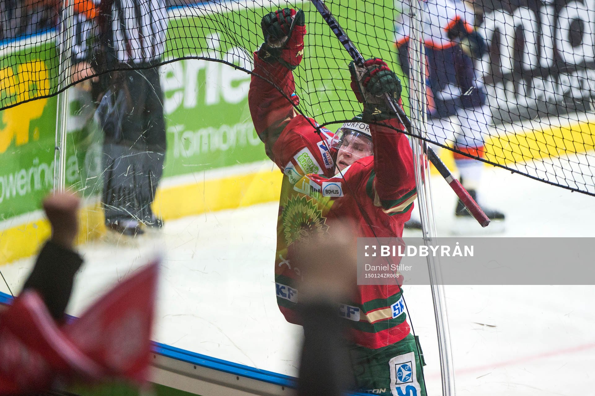 Frölundas Anton Blidh har gjort 1-0 och jublar