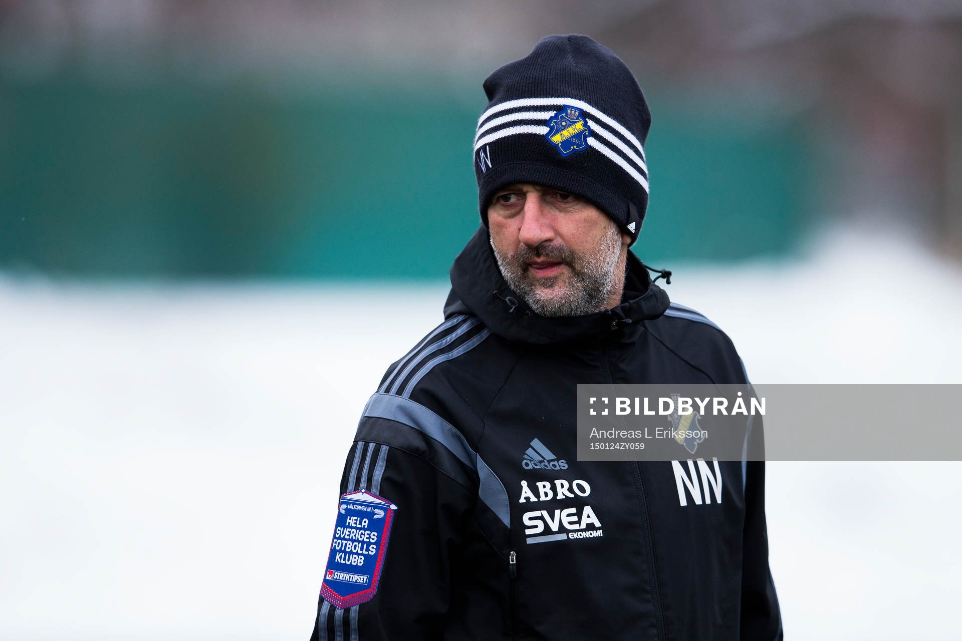 s assisterande tränare Nebojsa Novakovic