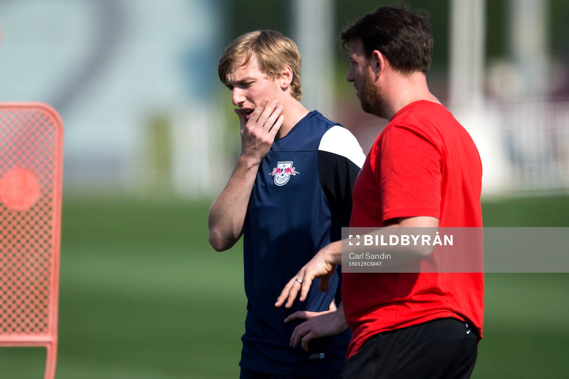 Leipzigs Emil Forsberg får instruktioner