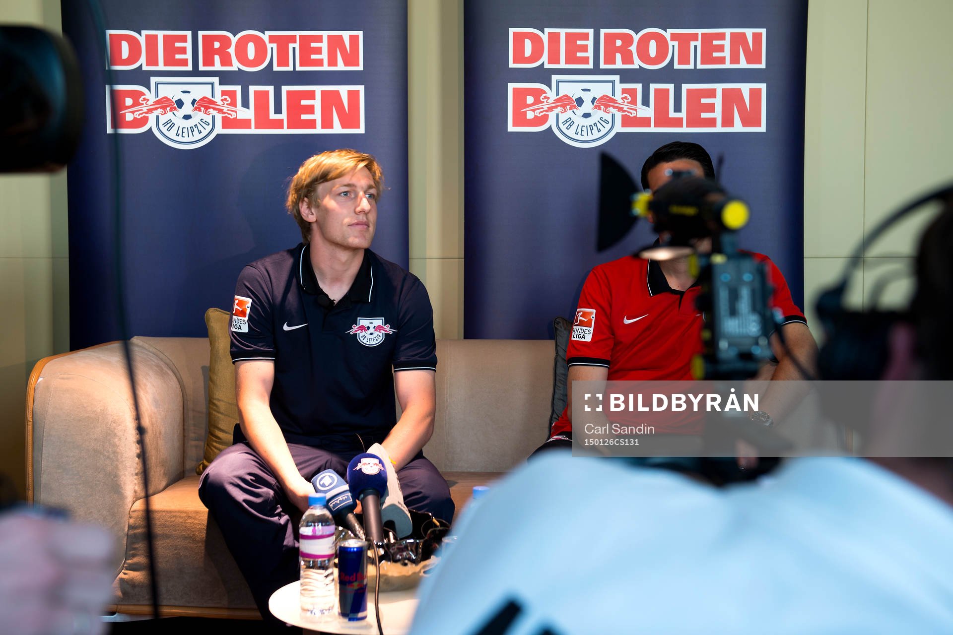 Leipzigs Emil Forsberg blir intervjuad