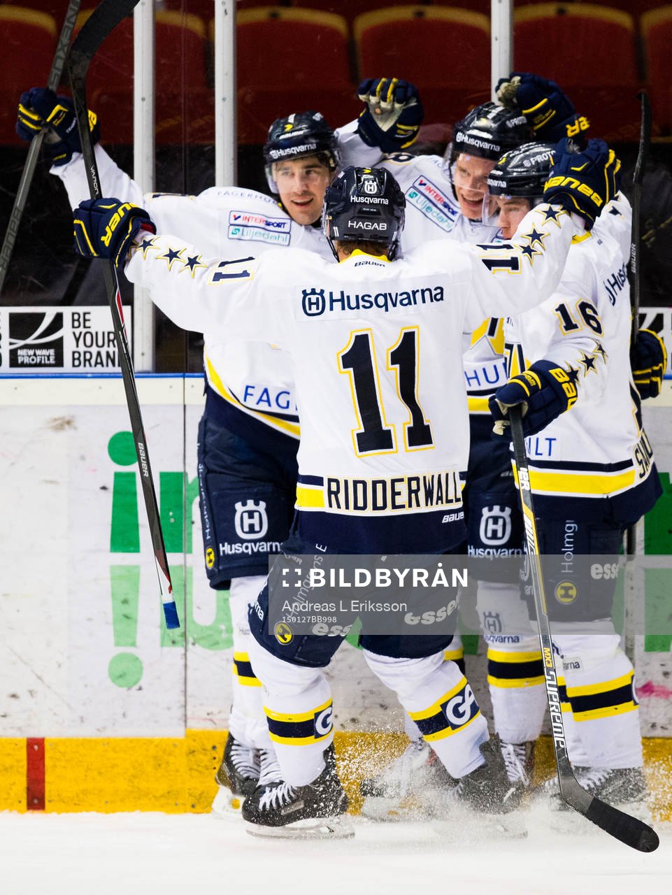 s Anton Bengtsson jublar