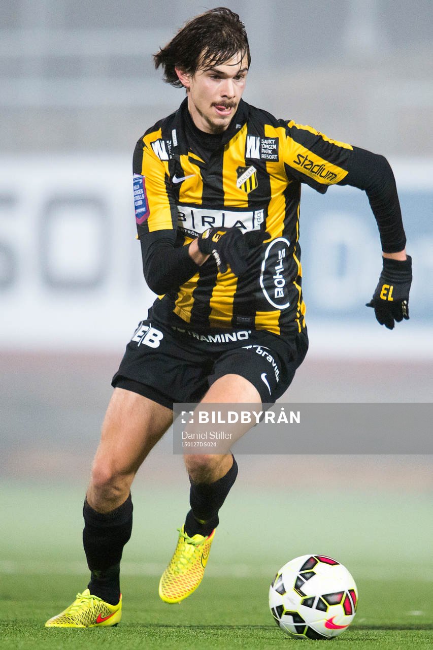 Häckens Sebastian Ohlsson  under träningsmatchen i fotboll mellan Häcken och Varberg den 27 januari 2015 i Göteborg.