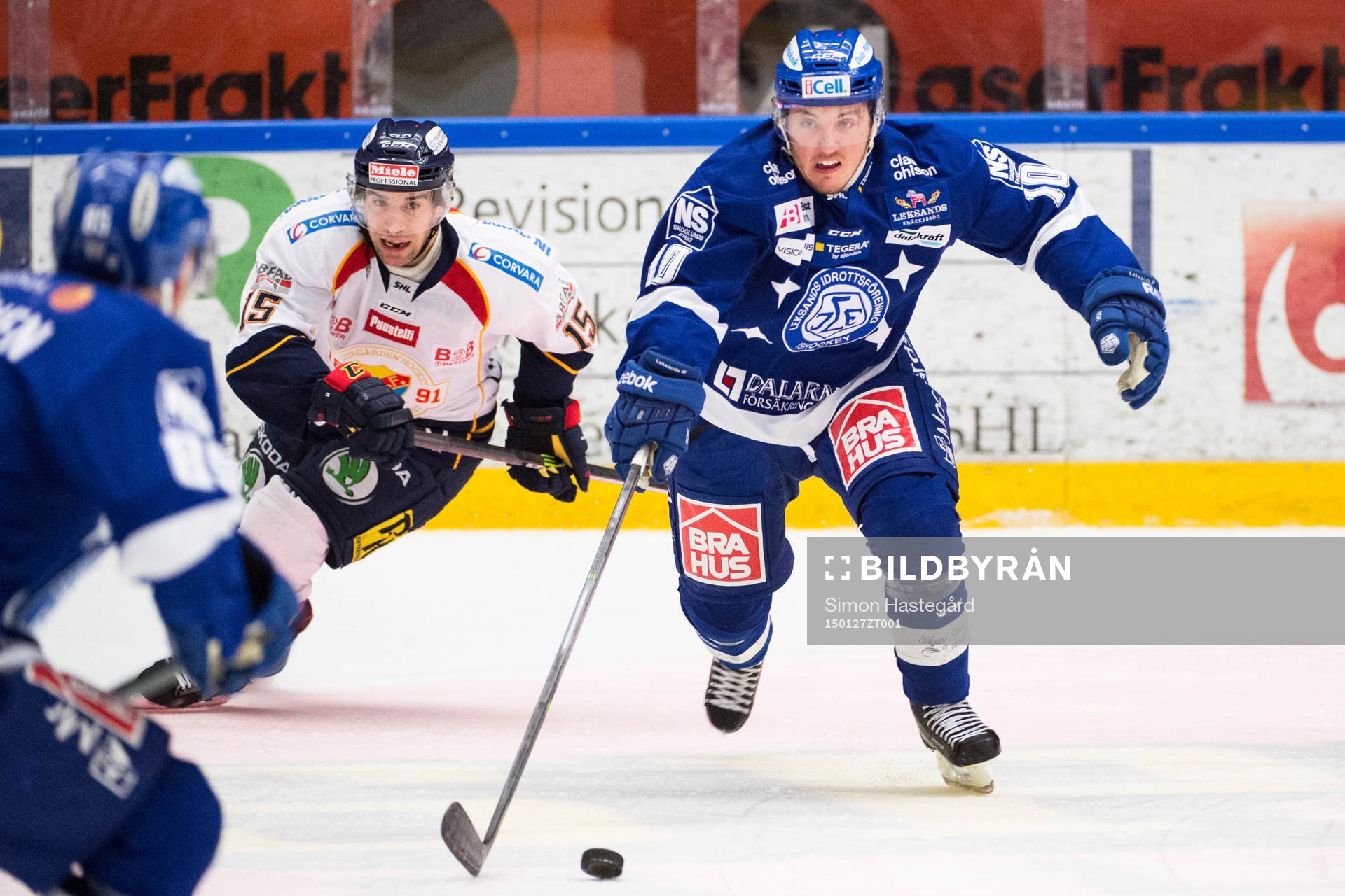 Djurgårdens Steve Saviano och Leksands Brian Connelly