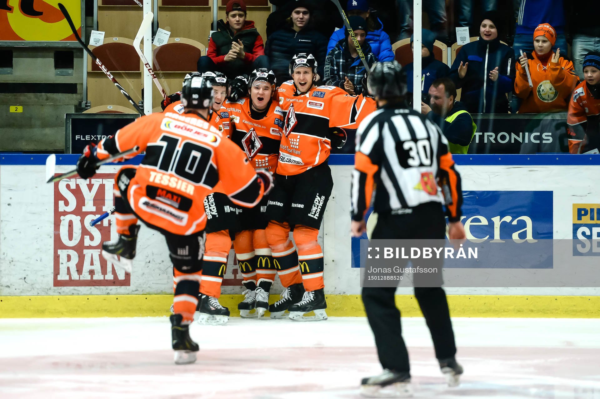 Karlskronas Alexander Bergström gör 1-0 till Karlskrona