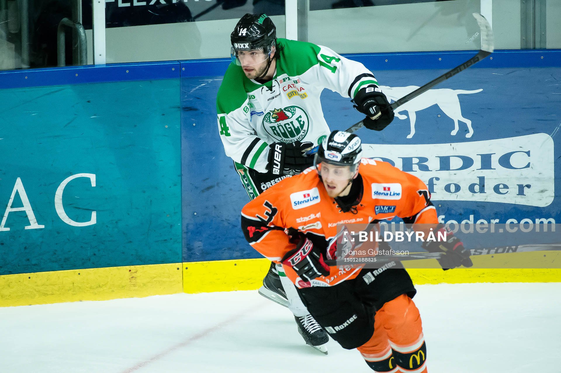 Rögles Jordan Smotherman och Karlskronas Pontus Widerström