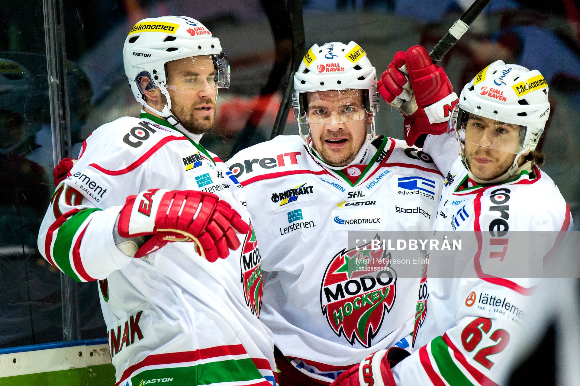 Modos Radek Smolenak, Juha-Pekka Haataja och Janos Hari