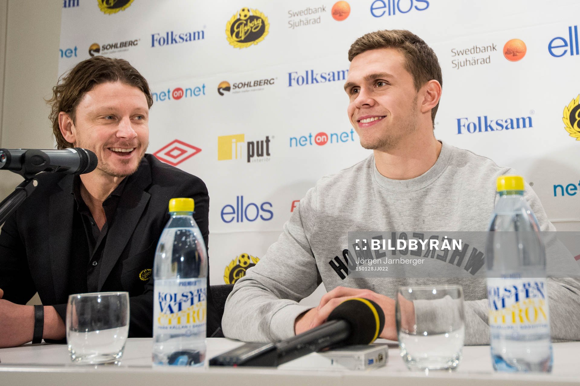 Elfsborgs klubbchef Stefan Andreasson skrattar ihop med