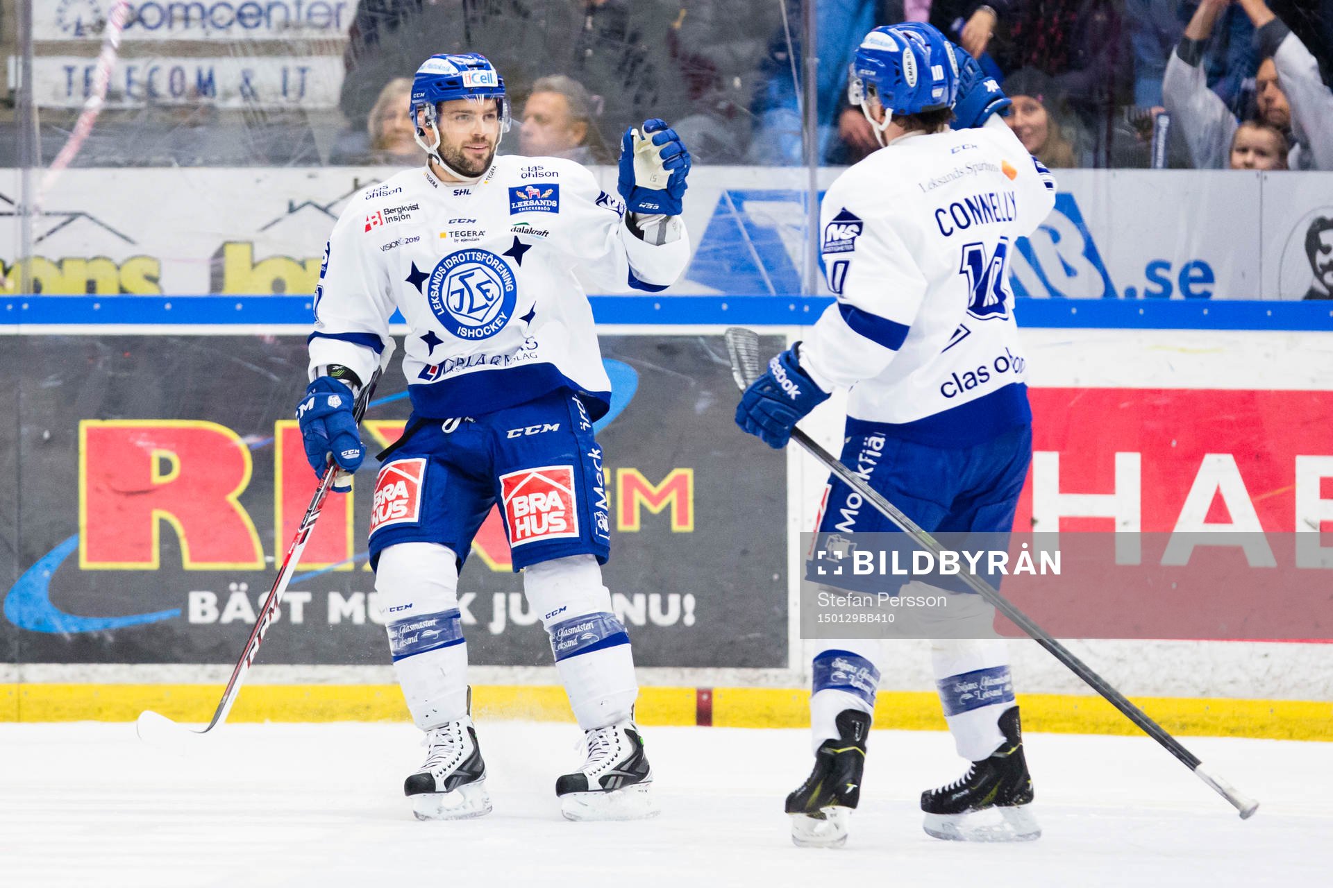 Leksands Kevin Kapstad  och  Brian Connelly jublar