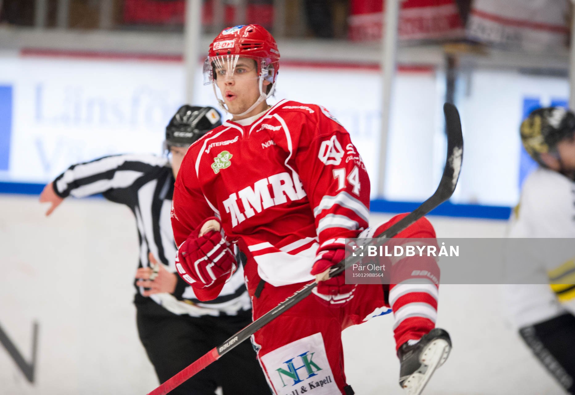 Timrås Emil Pettersson jublar