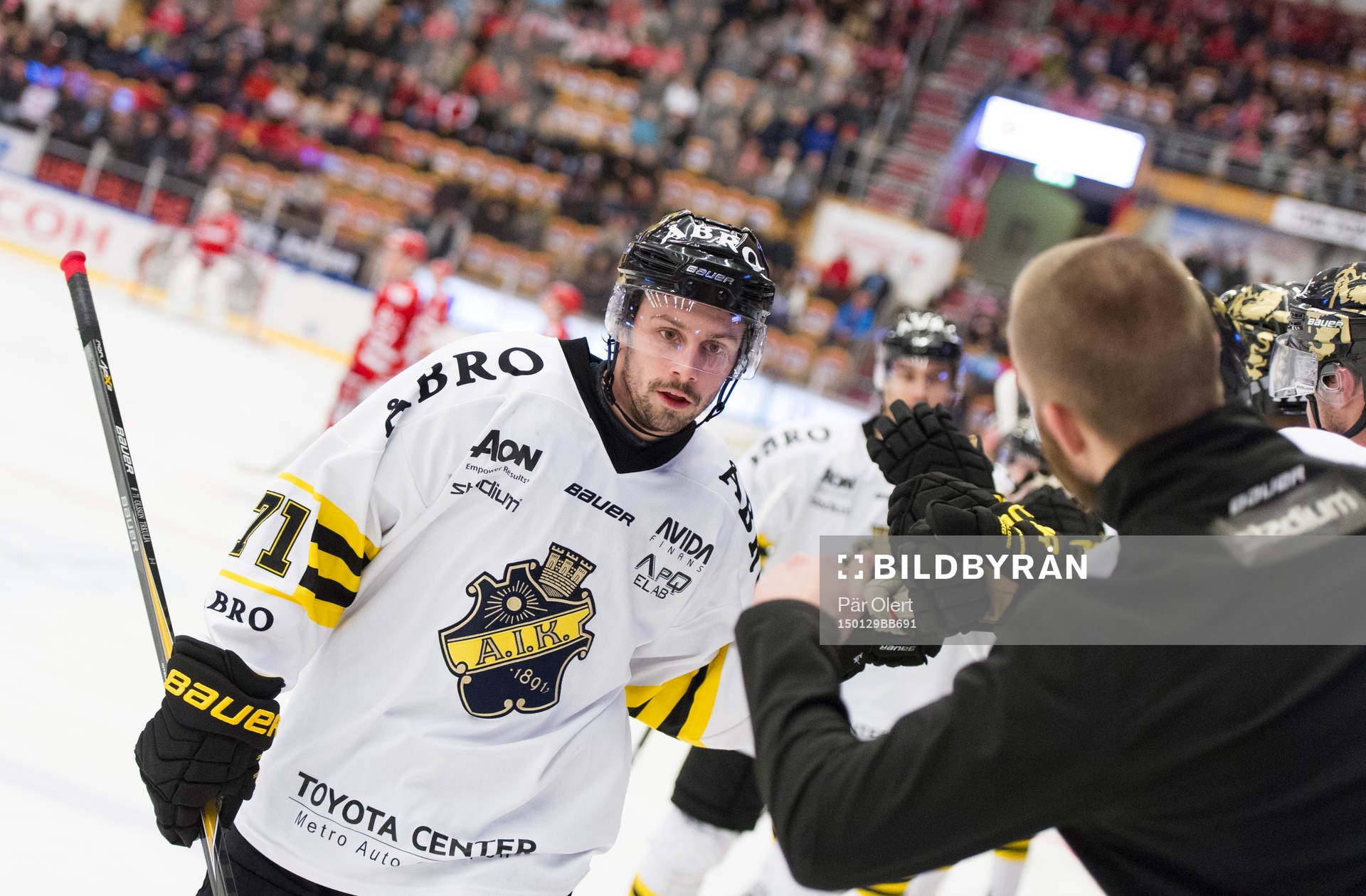 s Daniel Olsson Trkulja jublar