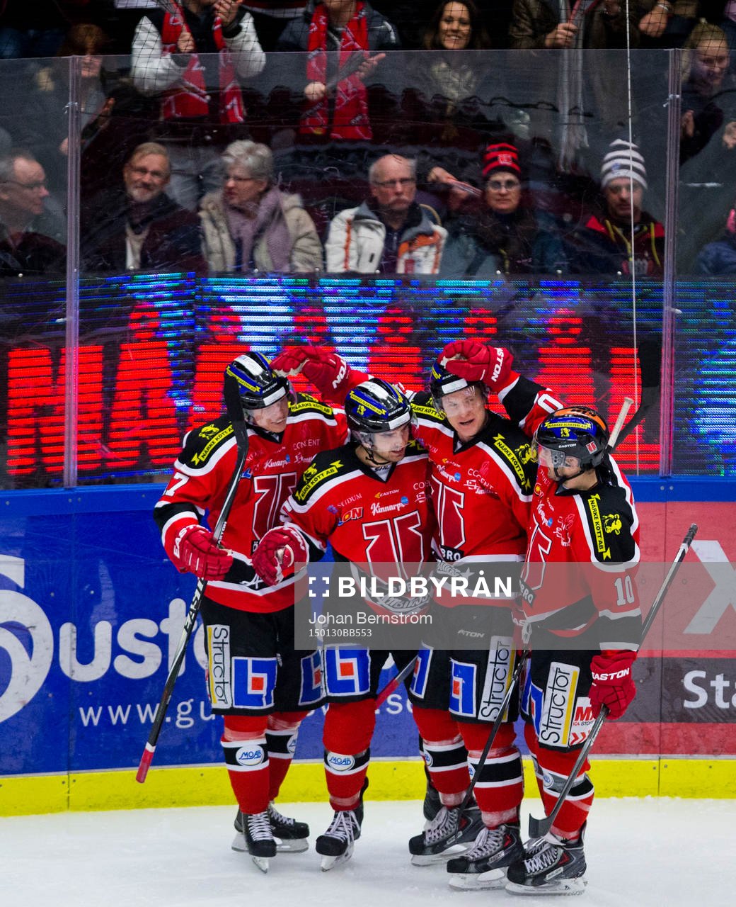 Örebros Martin Johansson jublar