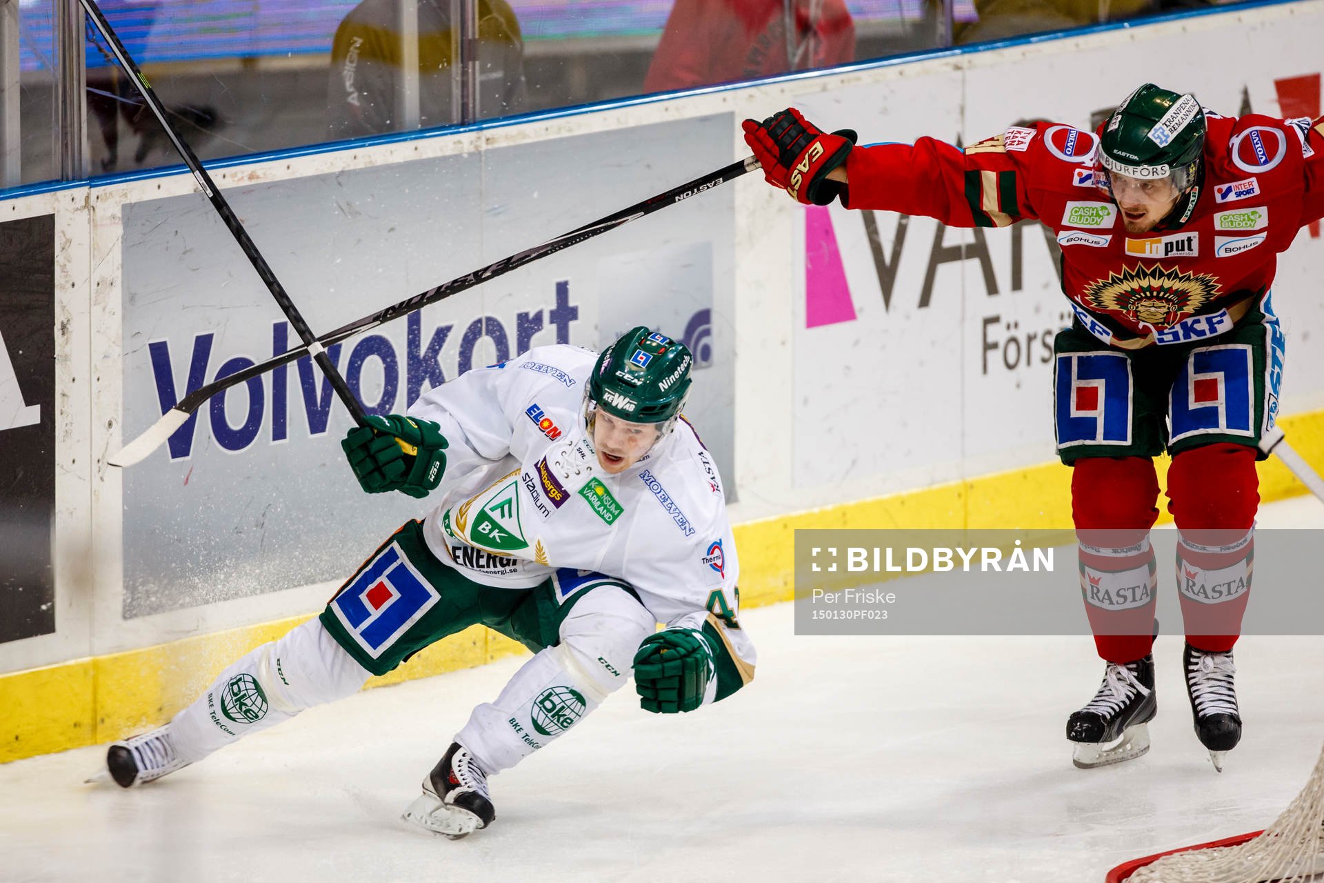 Färjestads Joakim Hillding och Frölundas Nicklas Lasu