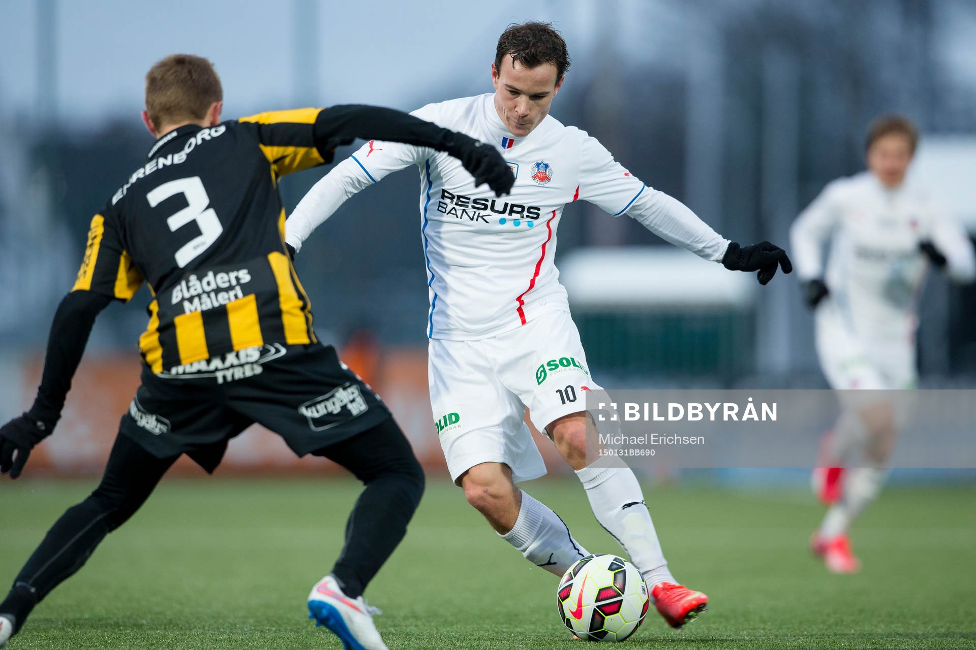 Helsingborgs Anton Wede mot Häckens Joel Andersson