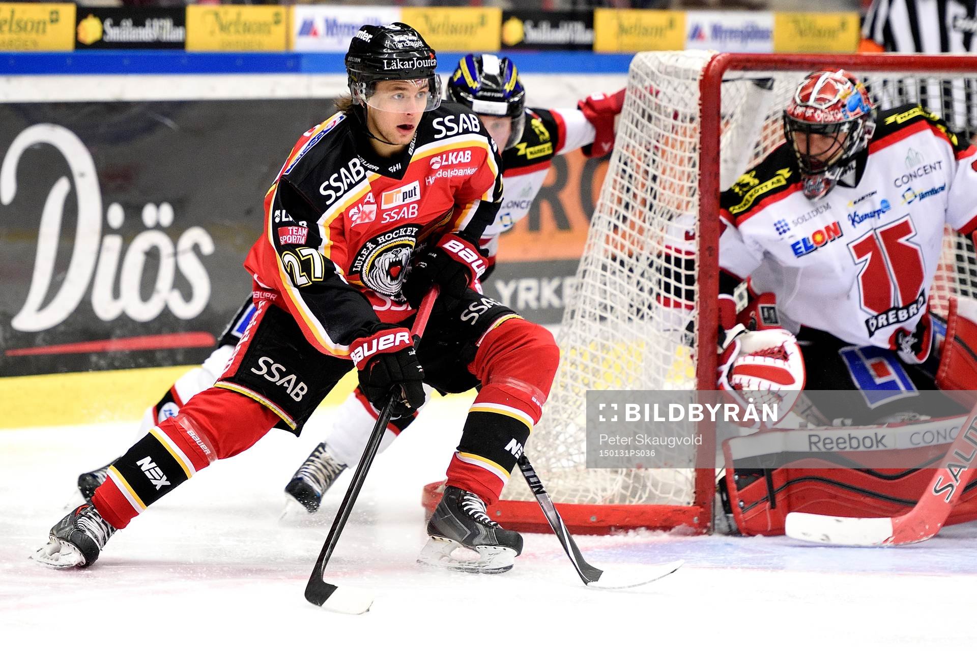 Luleås Daniel Zaar med pucken