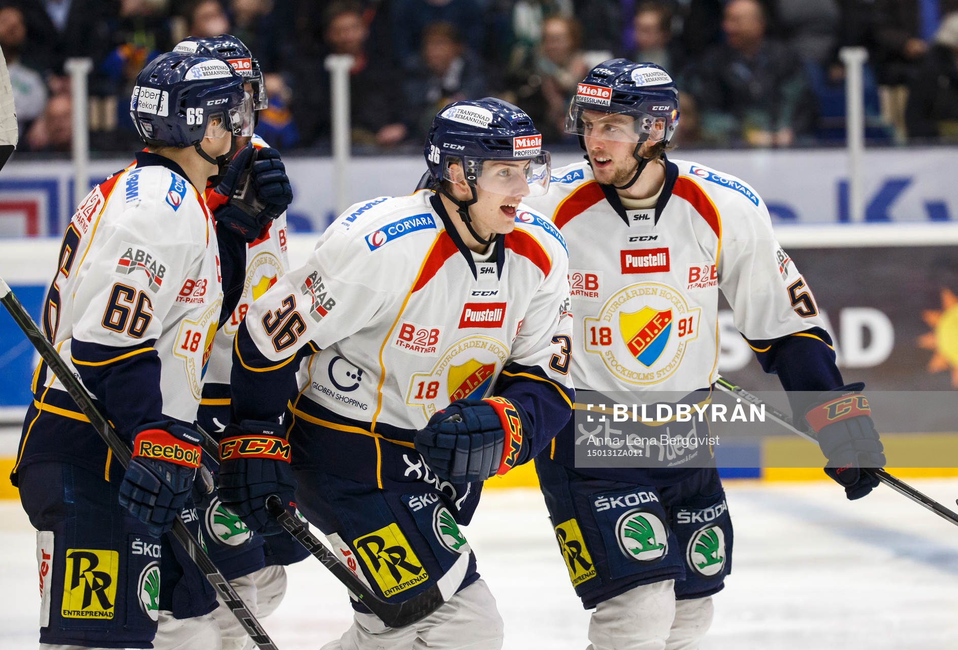 Djurgårdens Philip Holm kvitterar till 1-1 och jublar