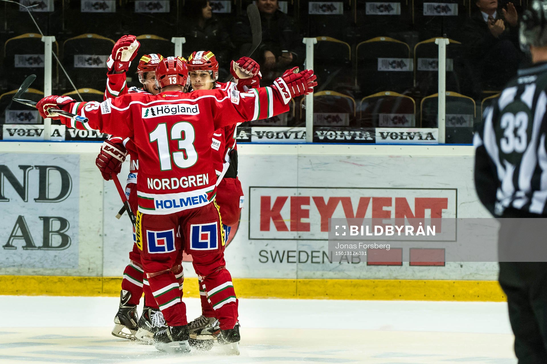 Modos Kyle Flanagan gjorde mål och grattas av Niklas