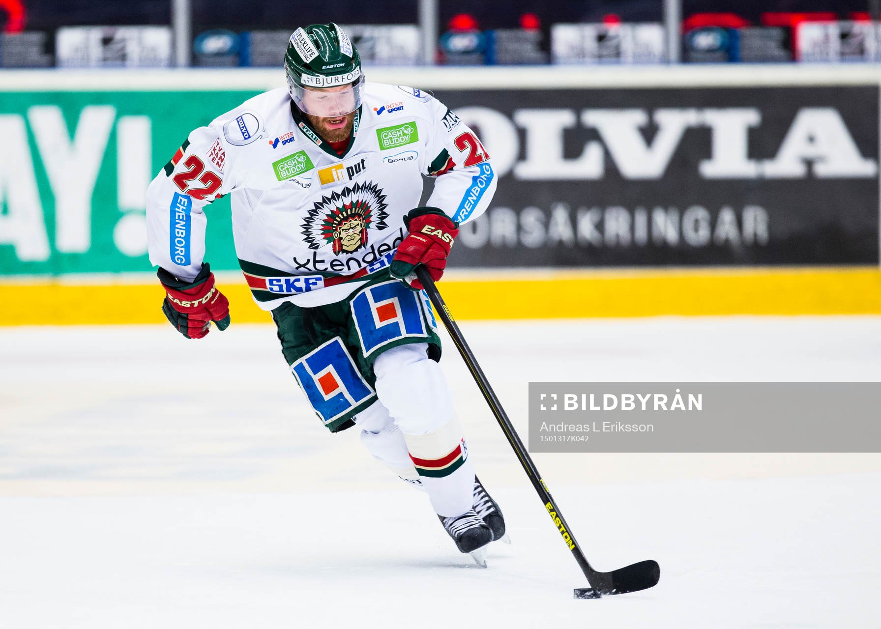 Frölundas Robin Figren med pucken
