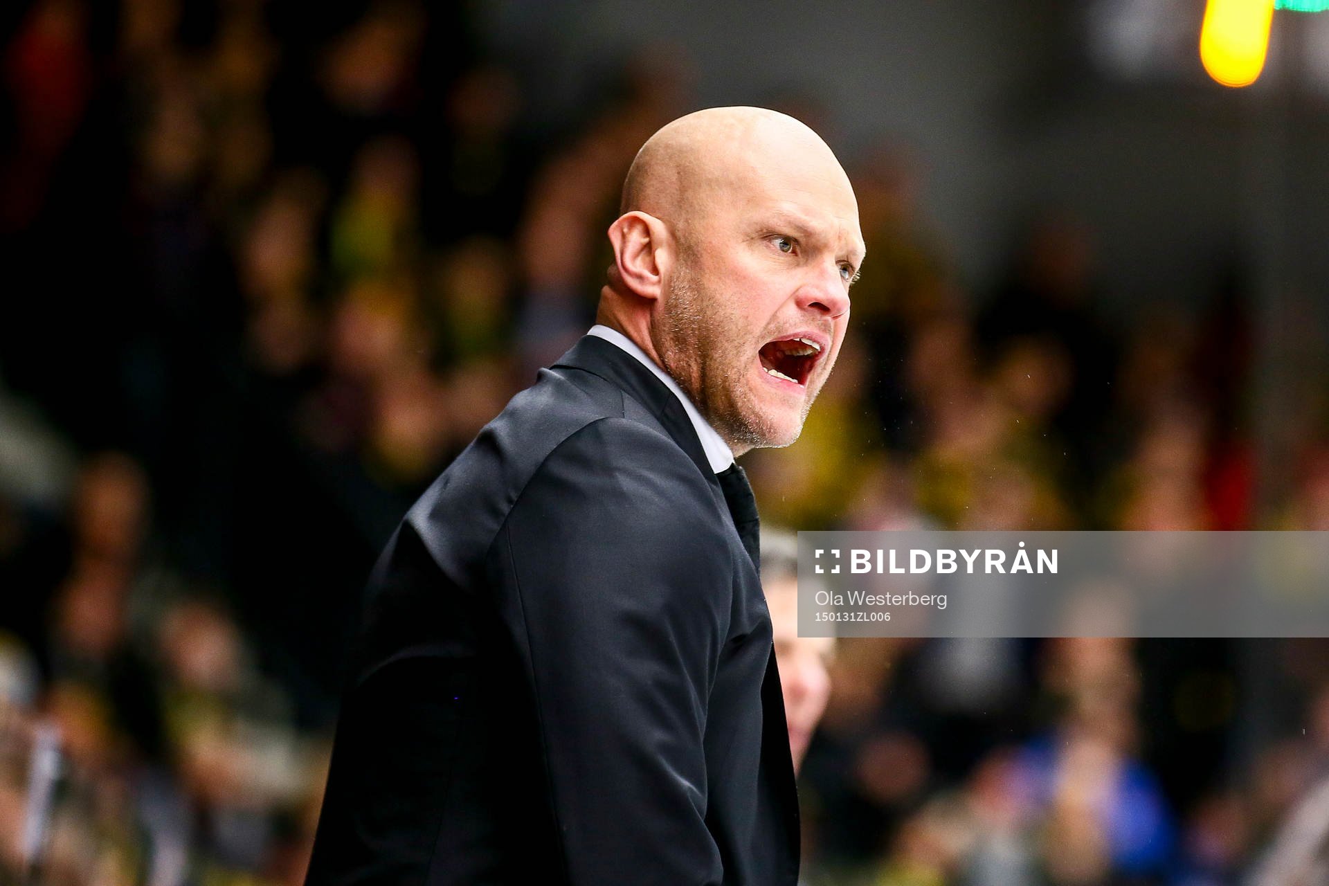 Hv71s tränare Andreas Johansson