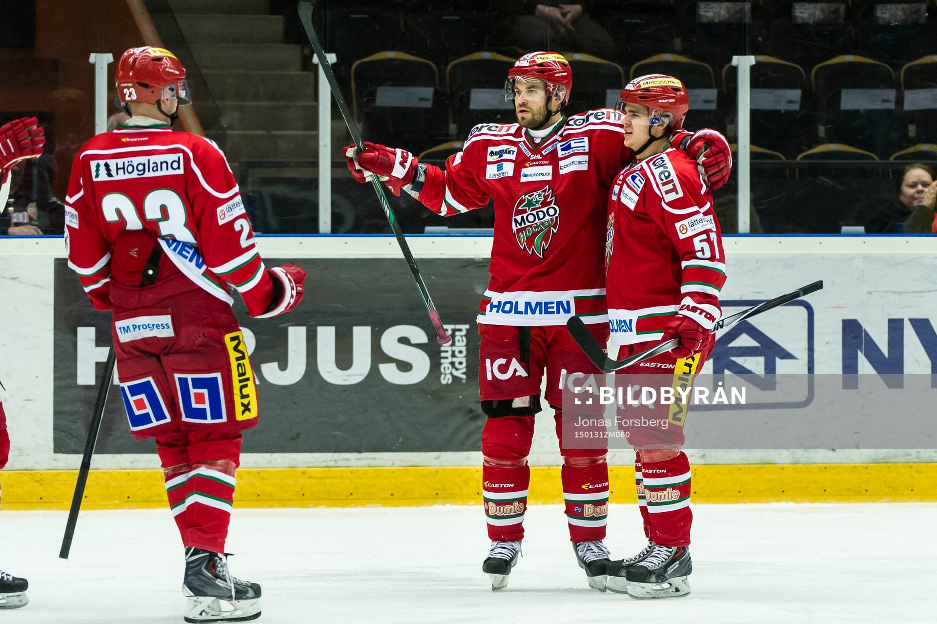 Modos Radek Smolenak gör mål