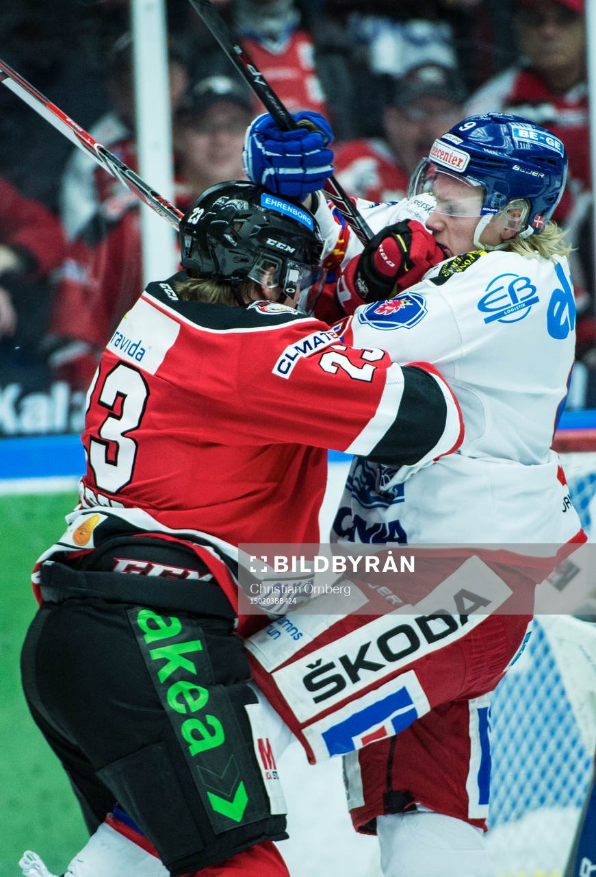 Malmö Redhawks Christoffer Forsberg och Oskarshamns Emil