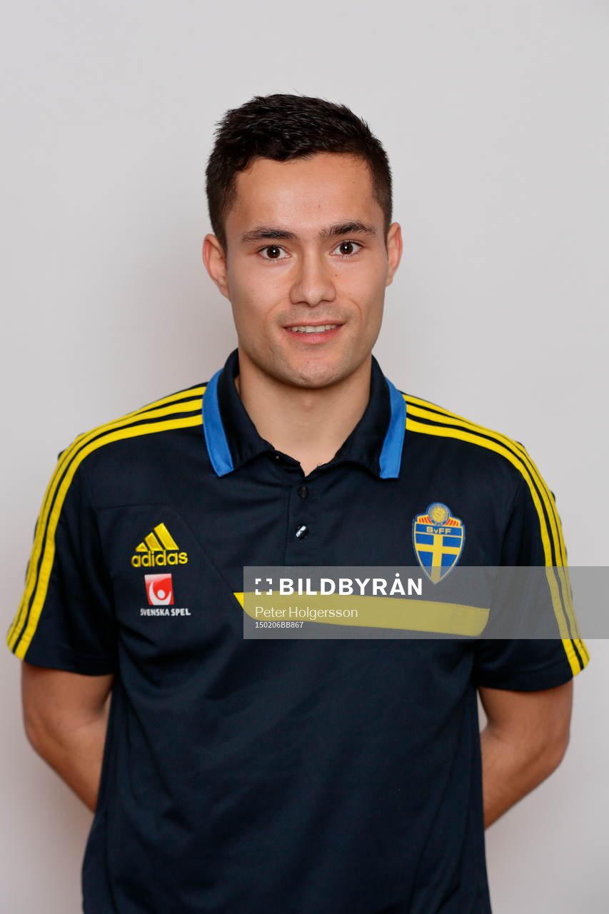 domare Julian Poulsen Sosefo under porträttfotografering 06 februari 2015 i Linköping.