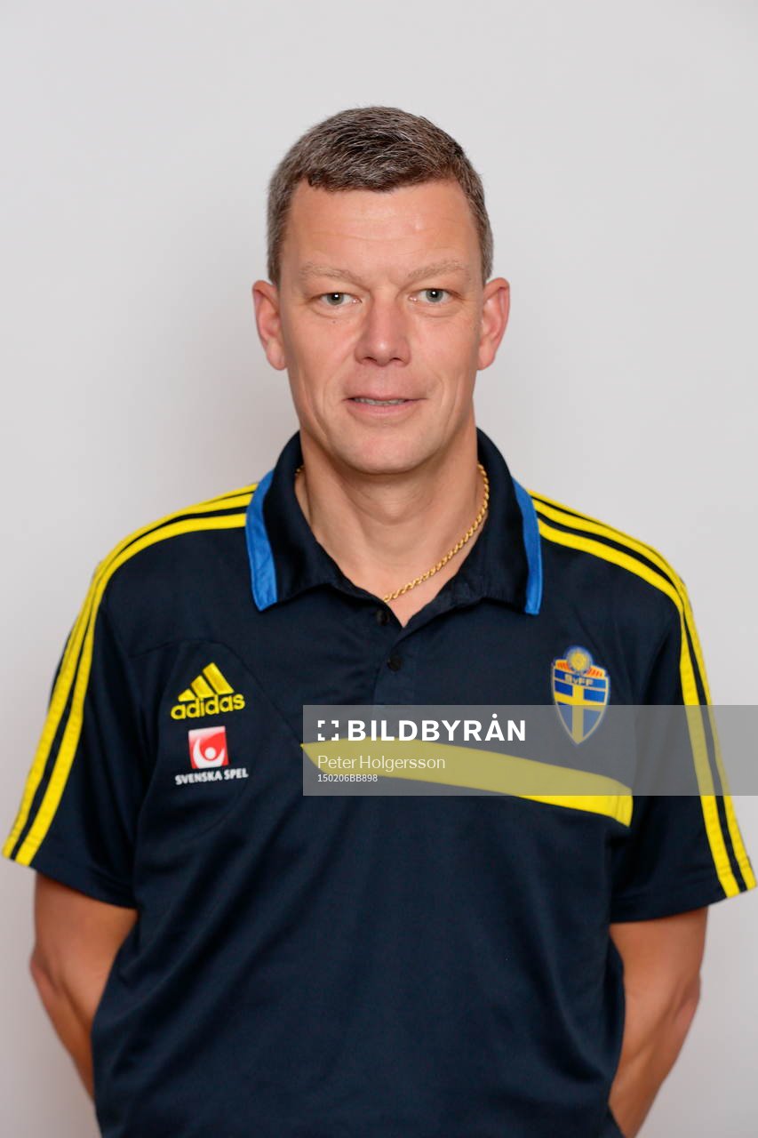 domare Magnus Vallerius under porträttfotografering 06 februari 2015 i Linköping.