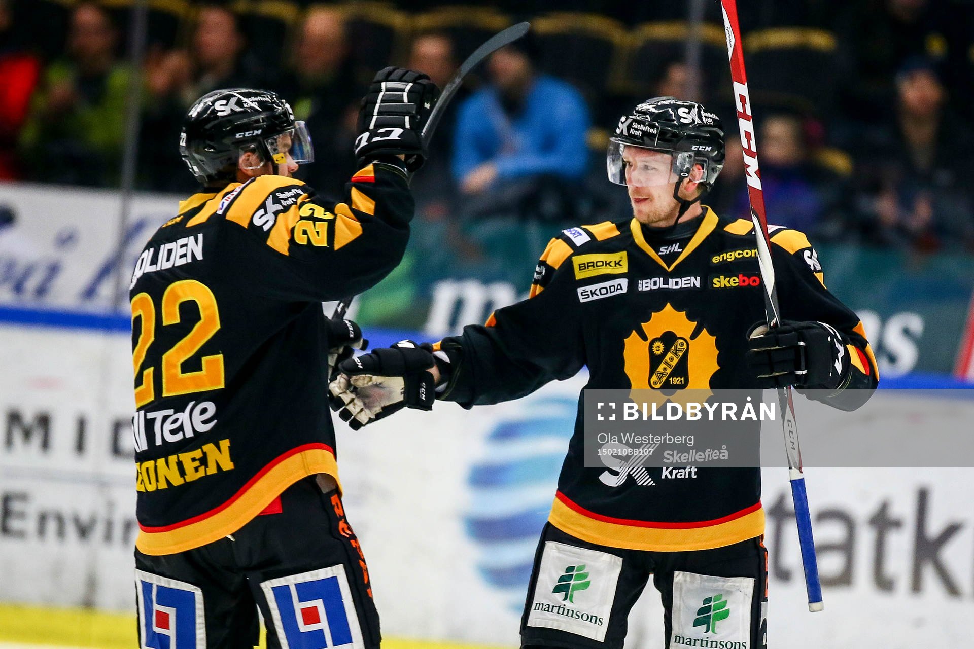 Skellefteås Tim Heed och Janne Pesonen jublar