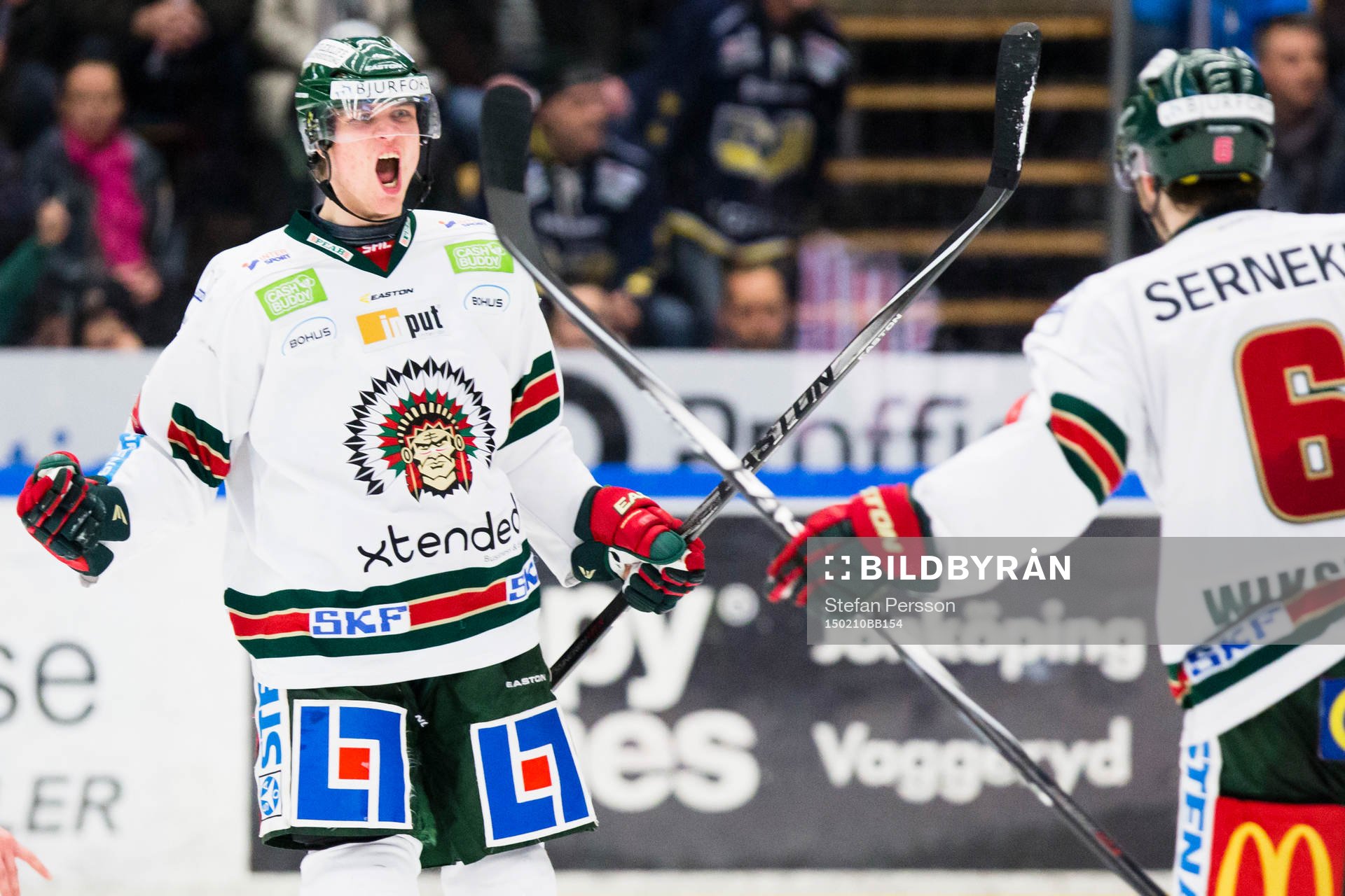 Frölundas Max Görtz jublar