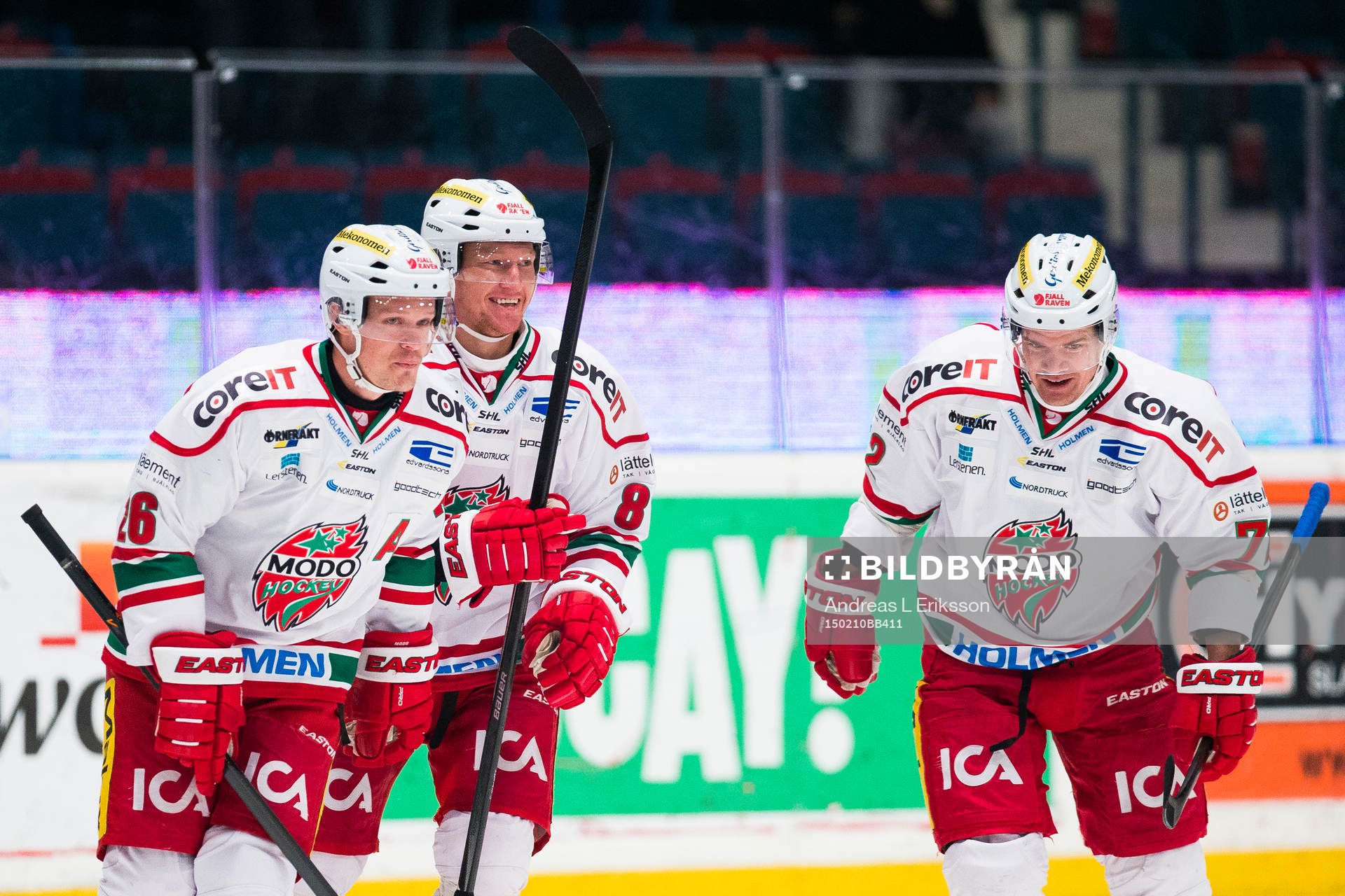 Modos Marcel Hossa (m) gör 0-1 och jublar med Jonathan